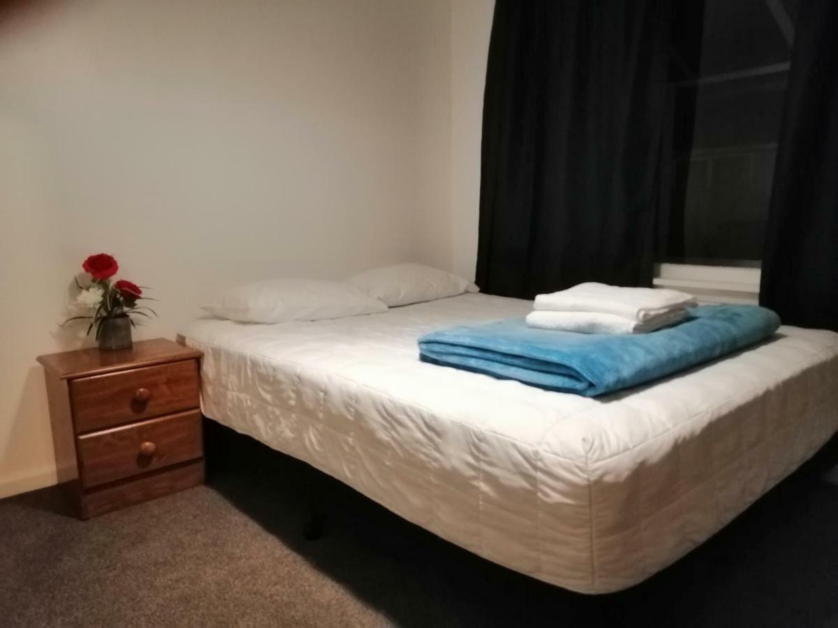 Homestay Double Room, Near The City Center クライストチャーチ エクステリア 写真