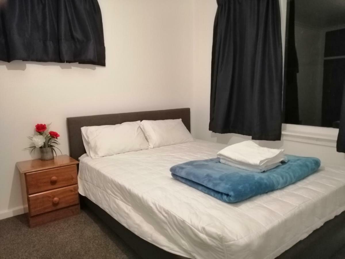Homestay Double Room, Near The City Center クライストチャーチ エクステリア 写真